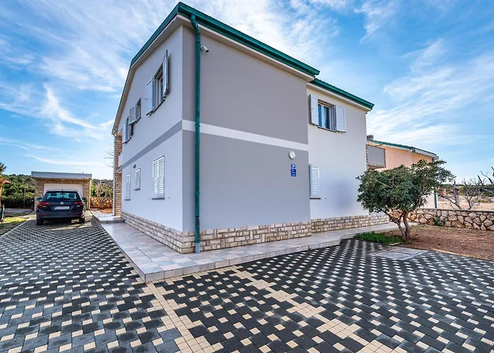 Apartamento 1 Bedroom Lovely In *
