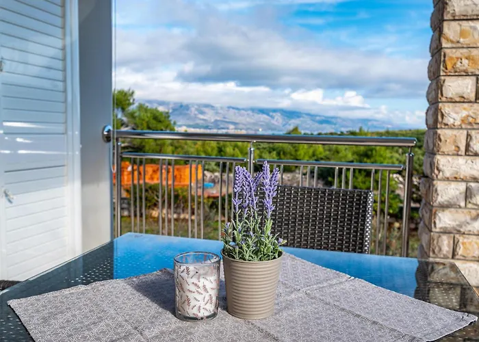 1 Bedroom Lovely In Apartament