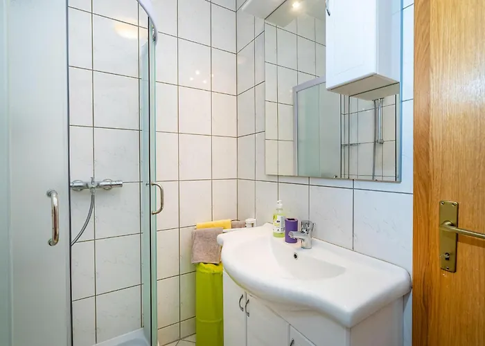 Apartamento 1 Bedroom Lovely In
