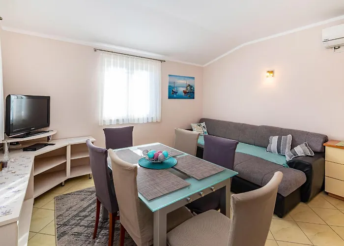 1 Bedroom Lovely In Apartamento *
