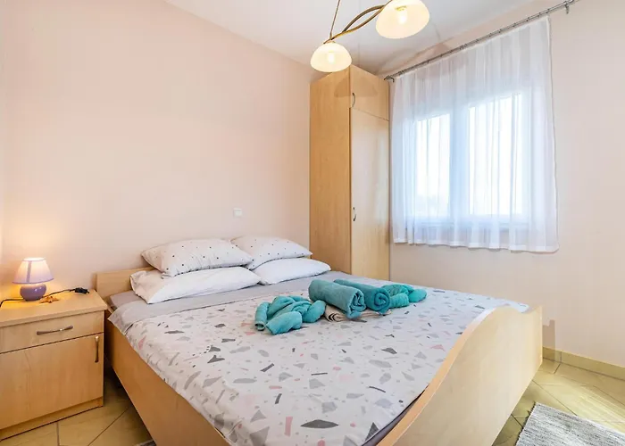 1 Bedroom Lovely In Appartamento